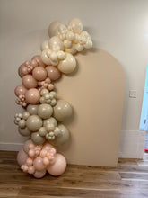 Load image into Gallery viewer, 6 ft backdrop 7 ft balloons