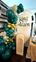 Load image into Gallery viewer, Cake Table - Rattan
