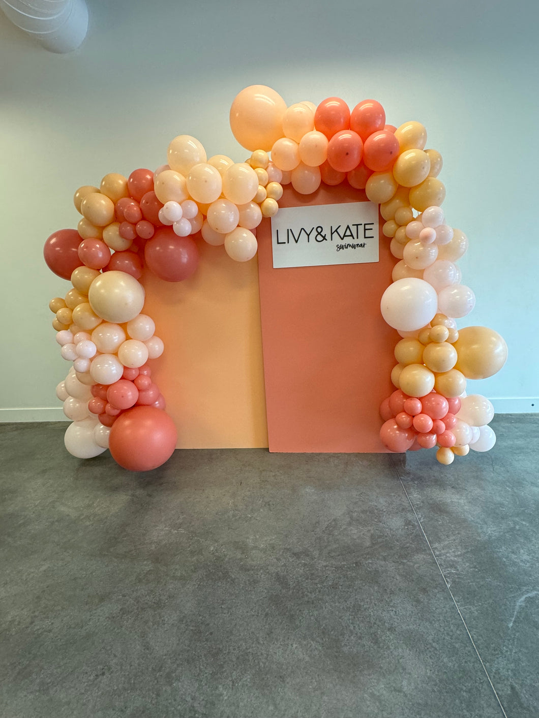 Balloon garlands